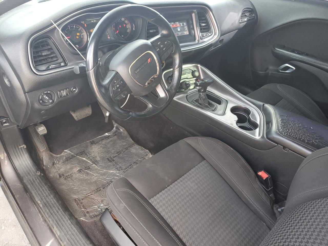 2017 Dodge Challenger Sxt VIN: 2C3CDZAG2HH594653 Lot: 92434785