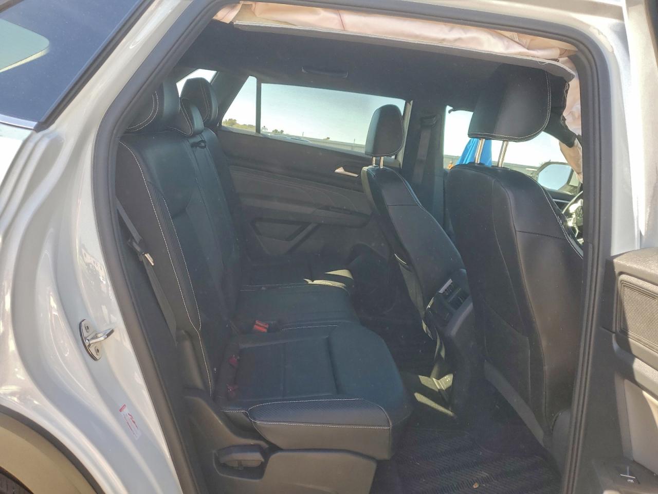 2023 Volkswagen Atlas Cross Sport Se VIN: 1V2HE2CA3PC218025 Lot: 91031505