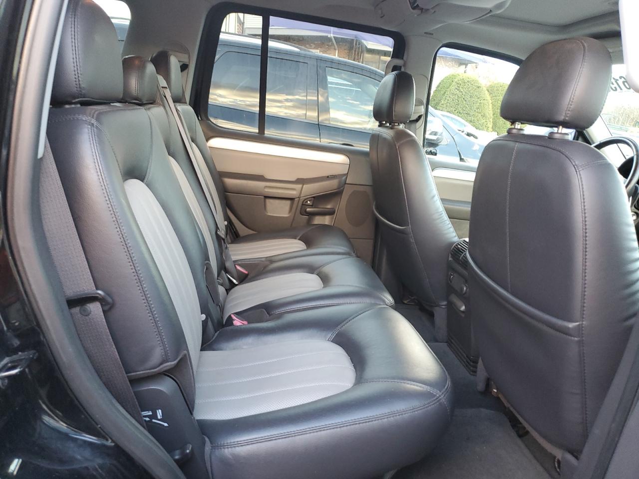 2004 Mercury Mountaineer VIN: 4M2DU86E64ZJ35549 Lot: 91806155