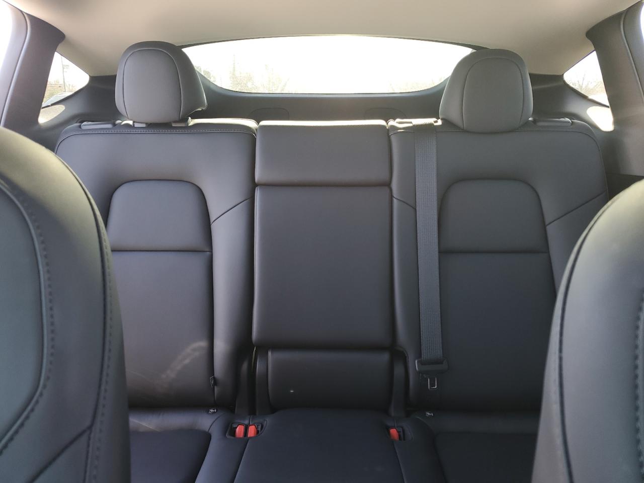 2024 Tesla Model Y VIN: 7SAYGDEE9RA328297 Lot: 92682985