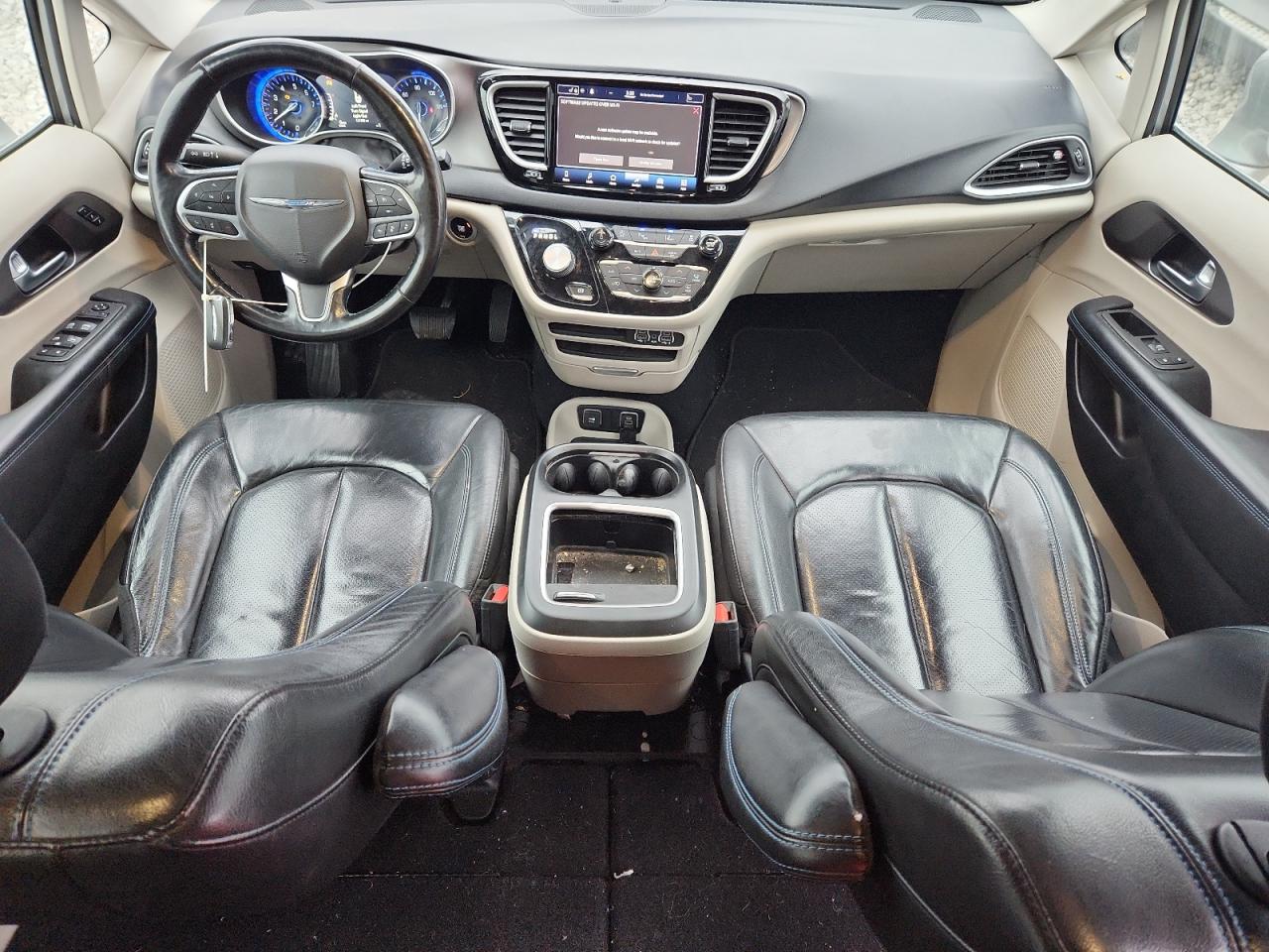 2021 Chrysler Pacifica Touring L VIN: 2C4RC1BG4MR574627 Lot: 91815085