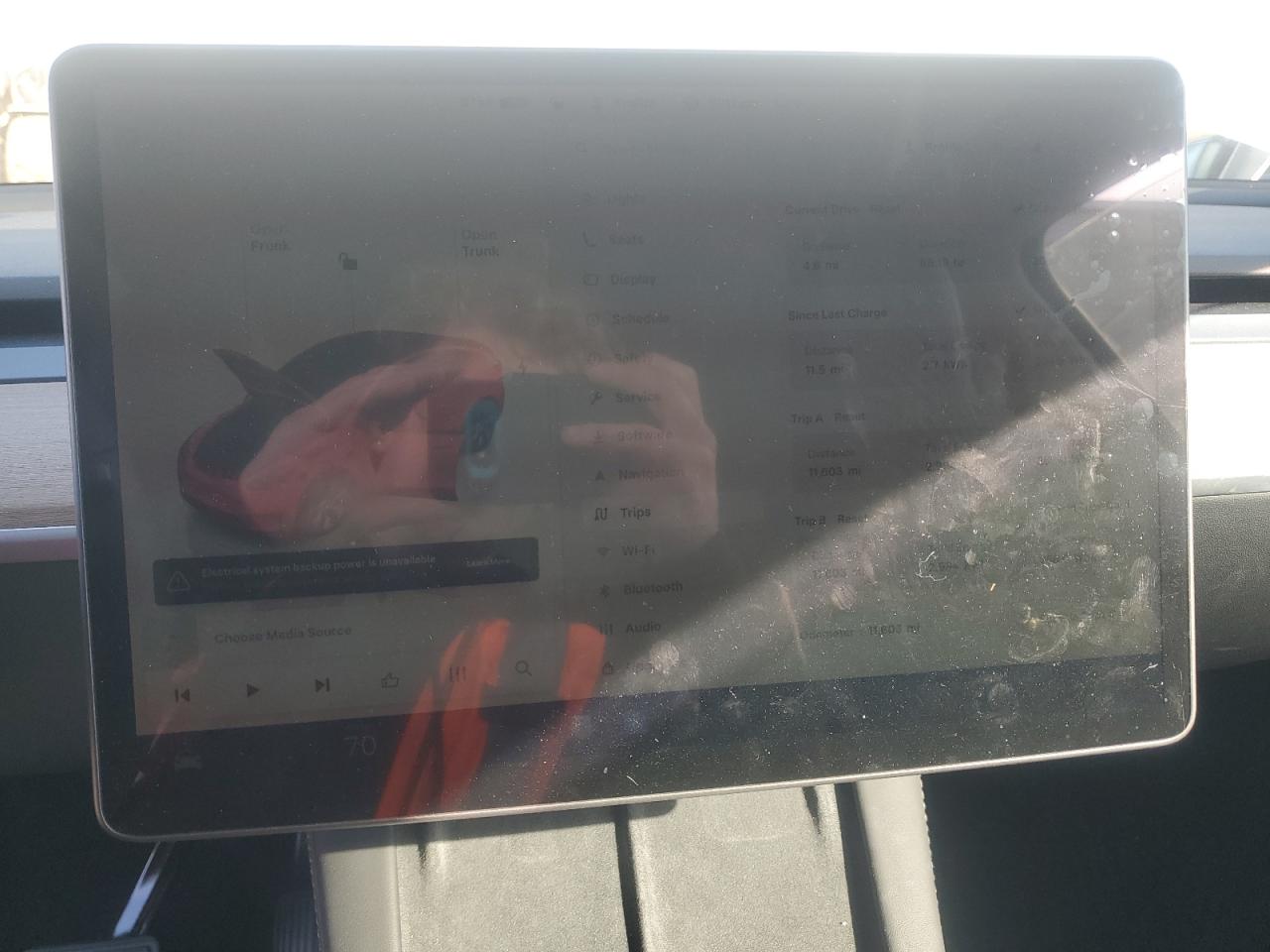 2024 Tesla Model Y VIN: 7SAYGDEE9RA288531 Lot: 91821805