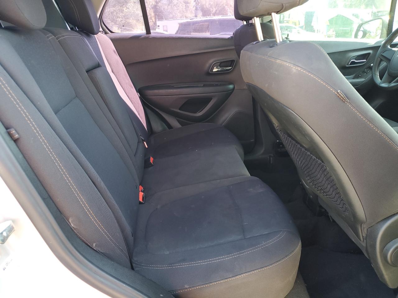 2018 Chevrolet Trax Ls VIN: 3GNCJKSB6JL247233 Lot: 92205405