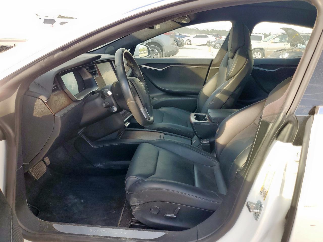 2019 Tesla Model S VIN: 5YJSA1E23KF306104 Lot: 93340795