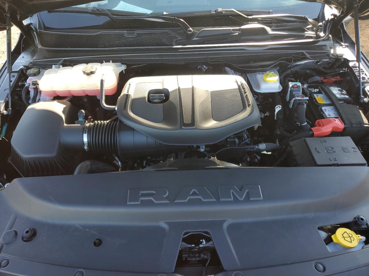 2025 Ram 1500 Laramie VIN: 1C6SRFJP7SN726576 Lot: 92864755