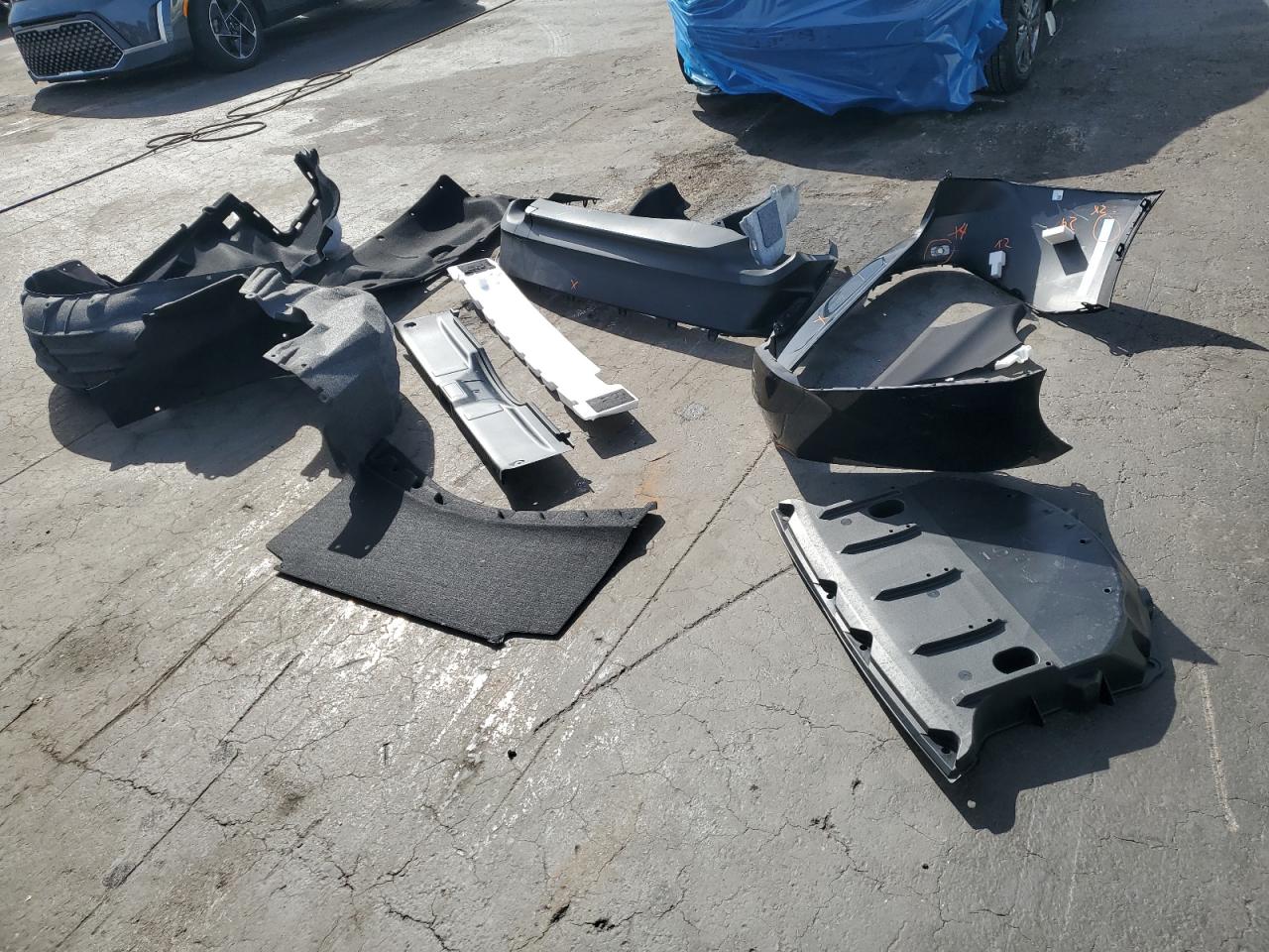 2024 Lexus Is 300 VIN: JTHCA1D23R5132373 Lot: 92117825