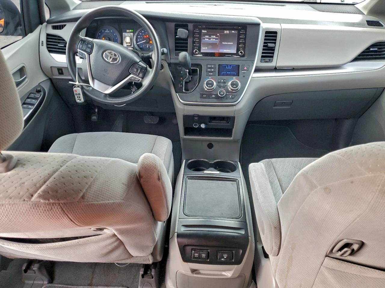 2020 Toyota Sienna Le VIN: 5TDKZ3DC2LS026556 Lot: 94259625