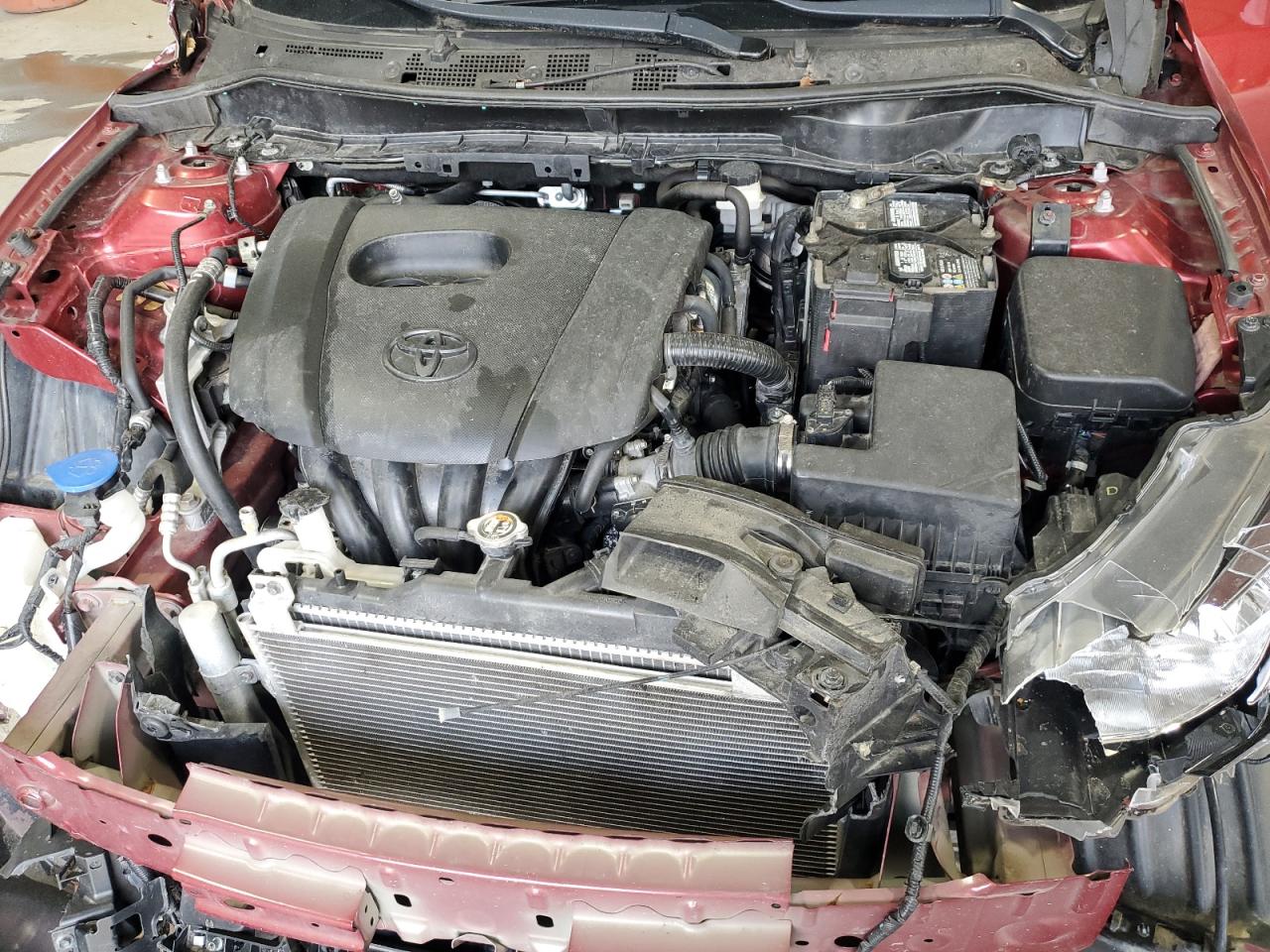 2020 Toyota Yaris Le VIN: 3MYDLBJV0LY702281 Lot: 92993485