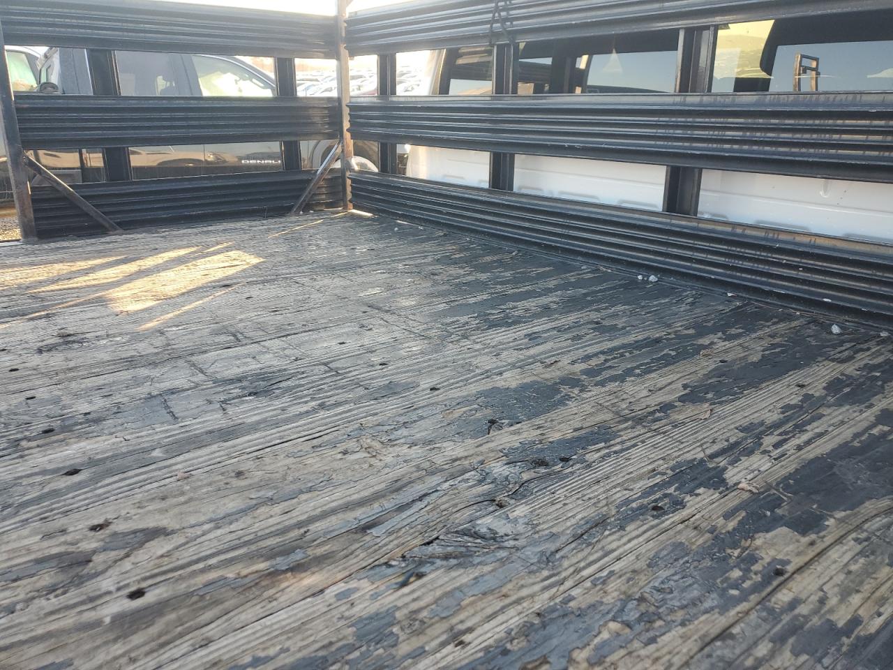 2015 Ford F350 Super Duty Flatbed Truck VIN: 1FDRF3G67FEA14874 Lot: 92568745