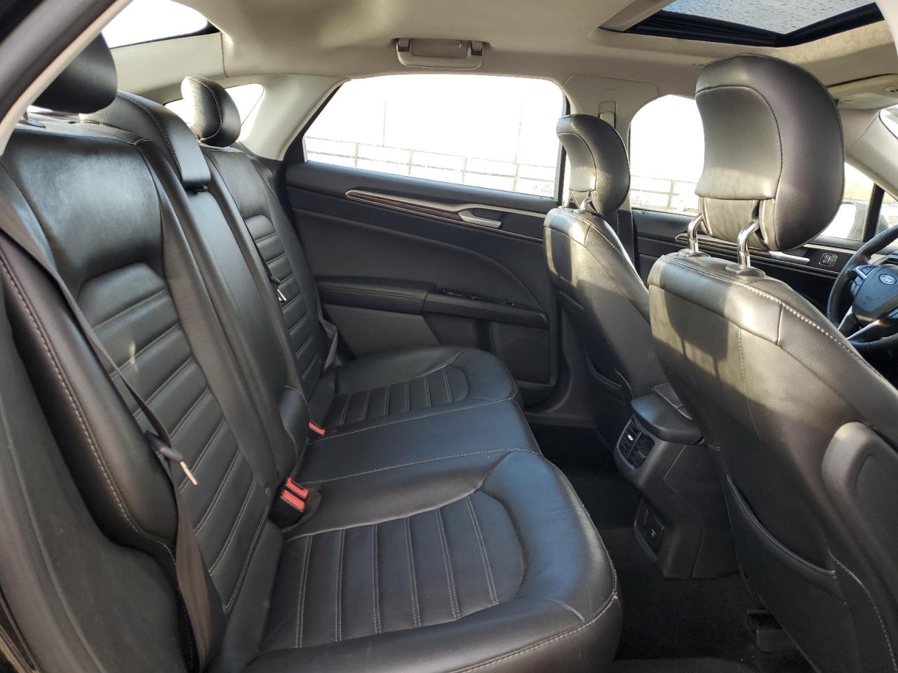 2013 Ford Fusion Se Hybrid VIN: 3FA6P0LU5DR253699 Lot: 92869755