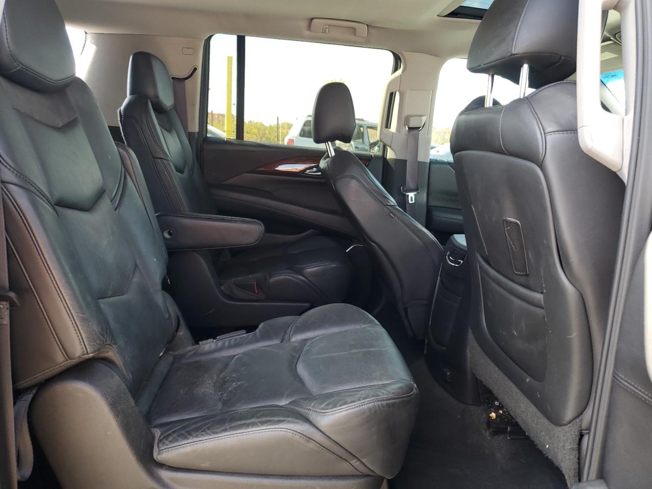 2015 Cadillac Escalade Esv VIN: 1GYS4RKJ2FR583807 Lot: 91220715