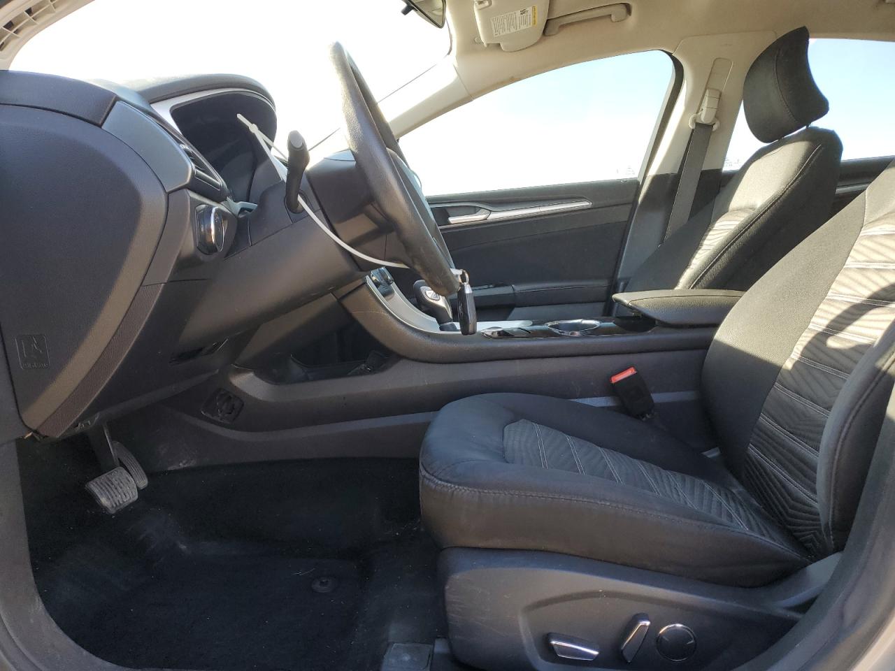 2016 Ford Fusion Se VIN: 3FA6P0H73GR114839 Lot: 92482525