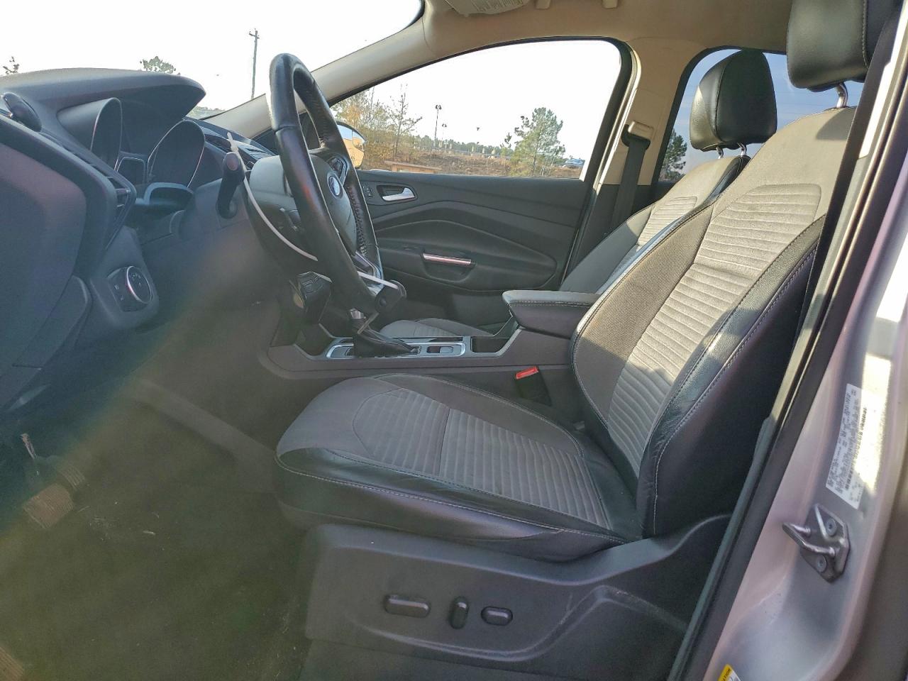 2017 Ford Escape Se VIN: 1FMCU0GDXHUD34191 Lot: 94144435