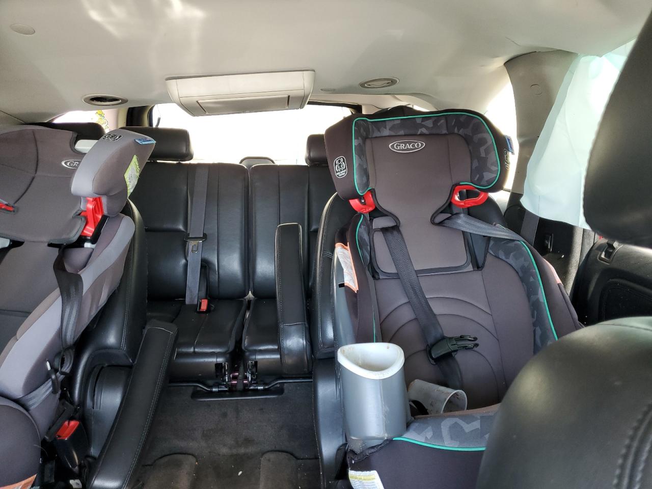 2010 GMC Yukon Xl Denali VIN: 1GKUKMEF6AR181168 Lot: 92348245