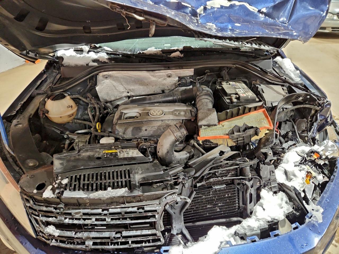 2014 Volkswagen Tiguan S VIN: WVGHV3AX2EW611021 Lot: 94286455