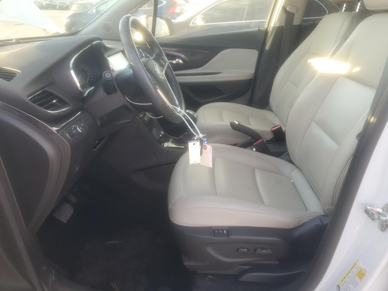 2018 Buick Encore Essence VIN: KL4CJCSB3JB652184 Lot: 91666865