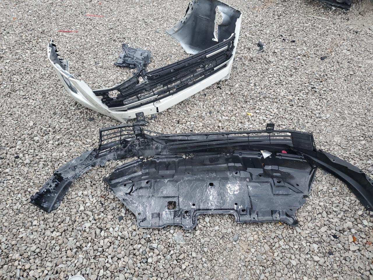 2019 Toyota Highlander Le VIN: 5TDZARFH9KS043970 Lot: 93474745