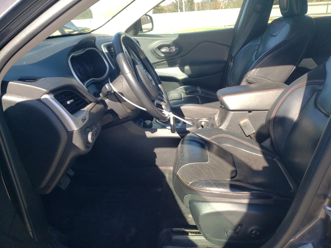 2017 Jeep Cherokee Trailhawk VIN: 1C4PJMBS6HW600421 Lot: 92208395