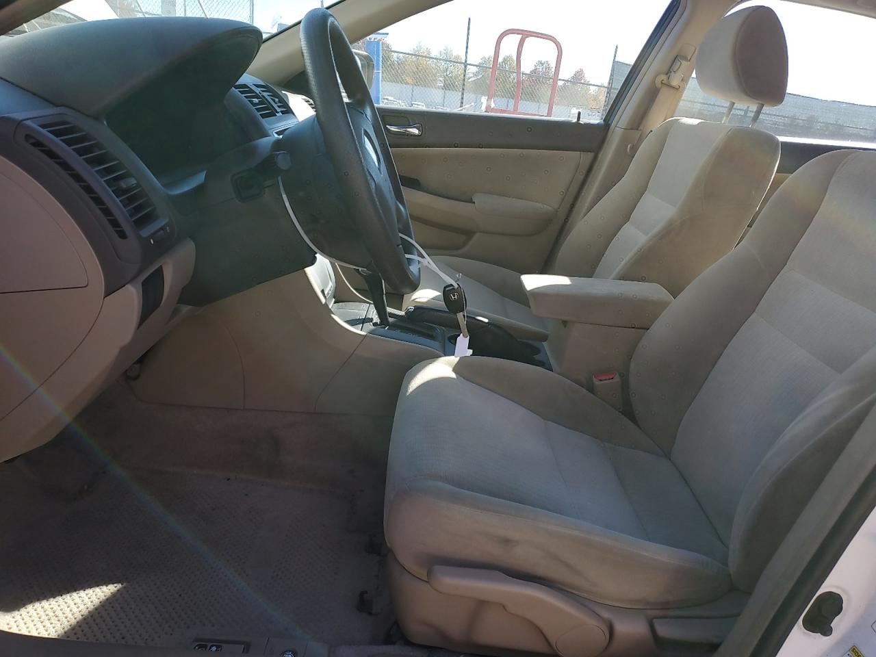 2005 Honda Accord Lx VIN: 1HGCM56485A059163 Lot: 90089735