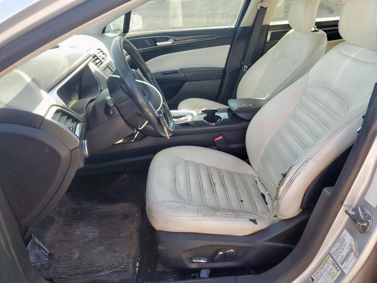 2014 Ford Fusion Se VIN: 3FA6P0H7XER396779 Lot: 92349095