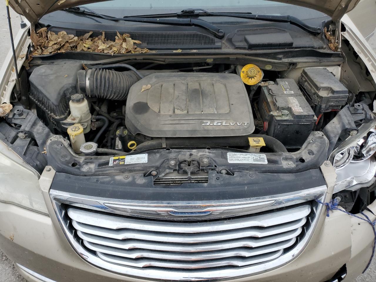 2014 Chrysler Town & Country Touring VIN: 2C4RC1BG7ER255191 Lot: 92596005