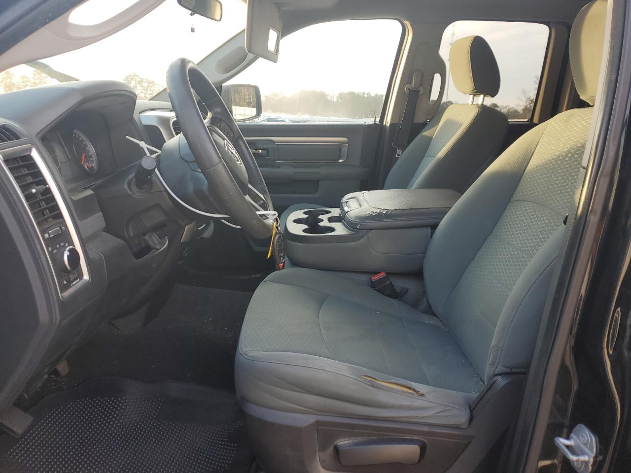 2017 Ram 1500 Slt VIN: 1C6RR6GG5HS584874 Lot: 92602125