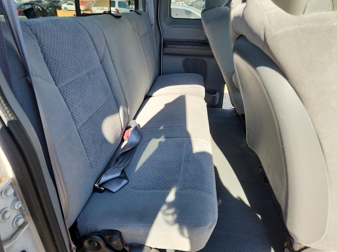 2004 Ford F250 Super Duty VIN: 1FTNX21P94EA16568 Lot: 82629135