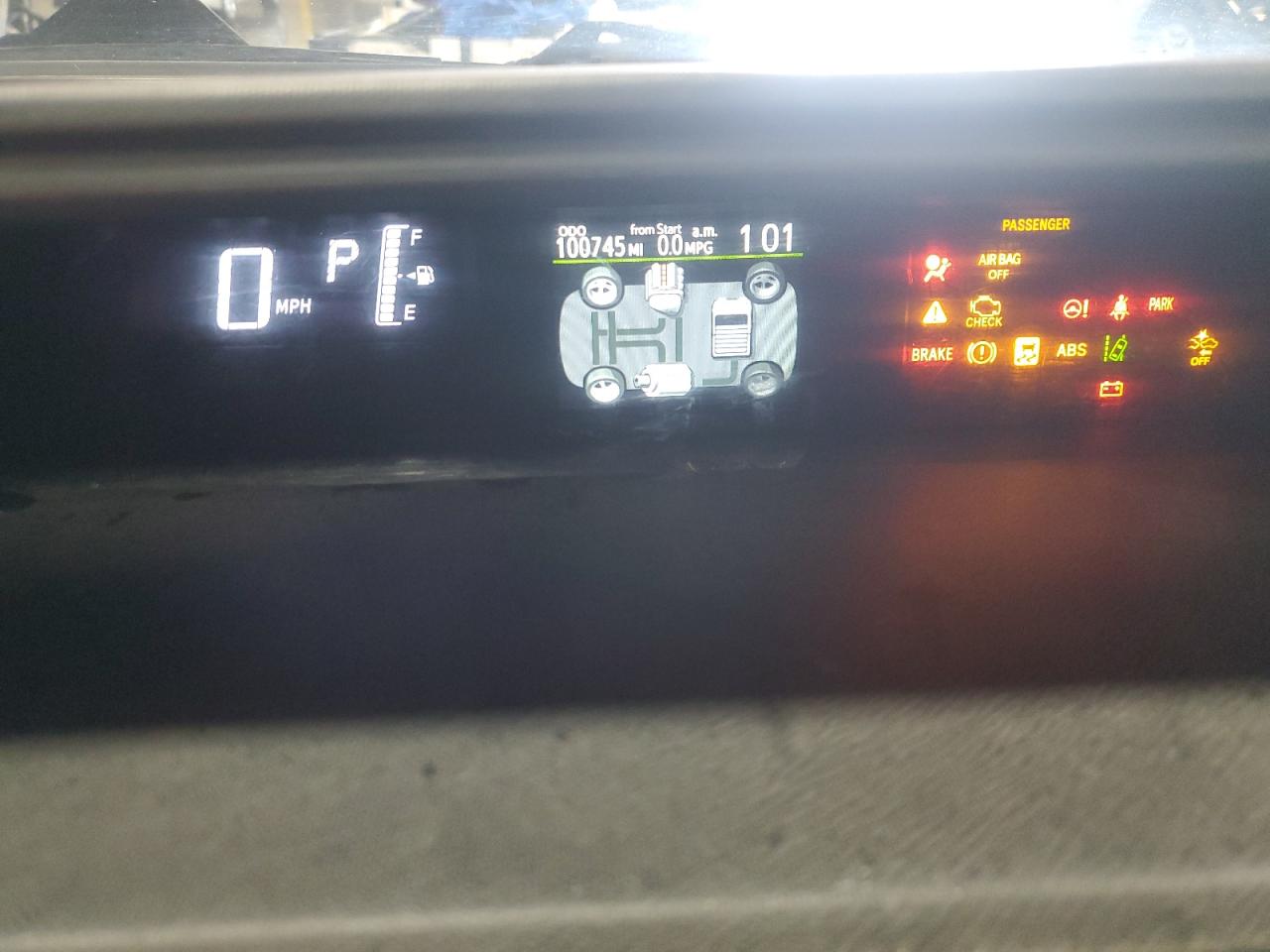 2017 Toyota Prius C VIN: JTDKDTB33H1596703 Lot: 90913485