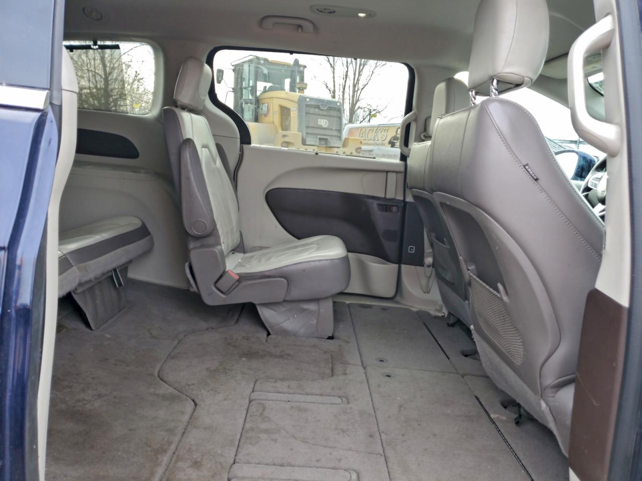 2017 Chrysler Pacifica Touring L VIN: 2C4RC1BG2HR713384 Lot: 90723805