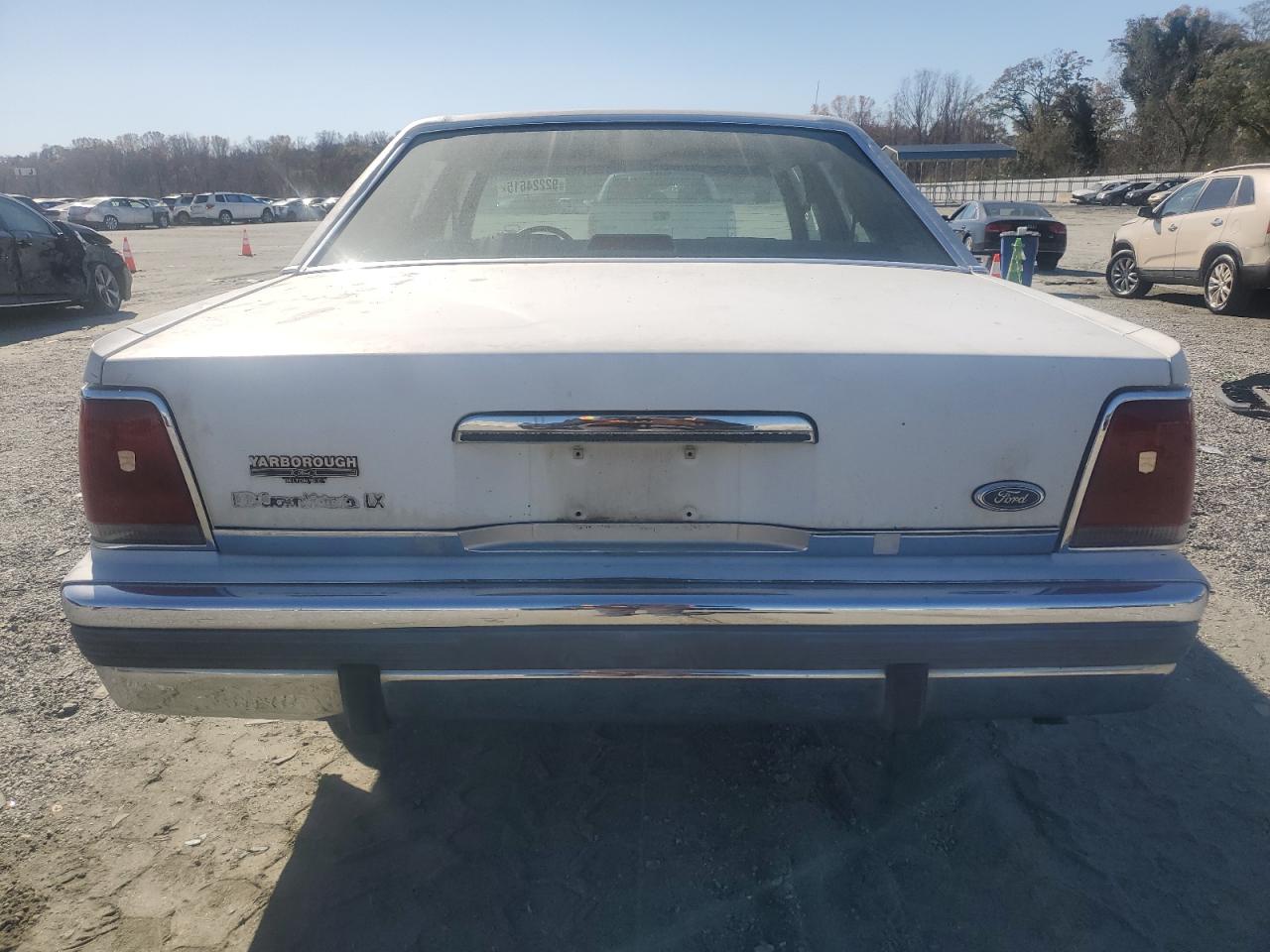 1990 Ford Crown Victoria Lx VIN: 2FACP74F5LX136992 Lot: 92224615