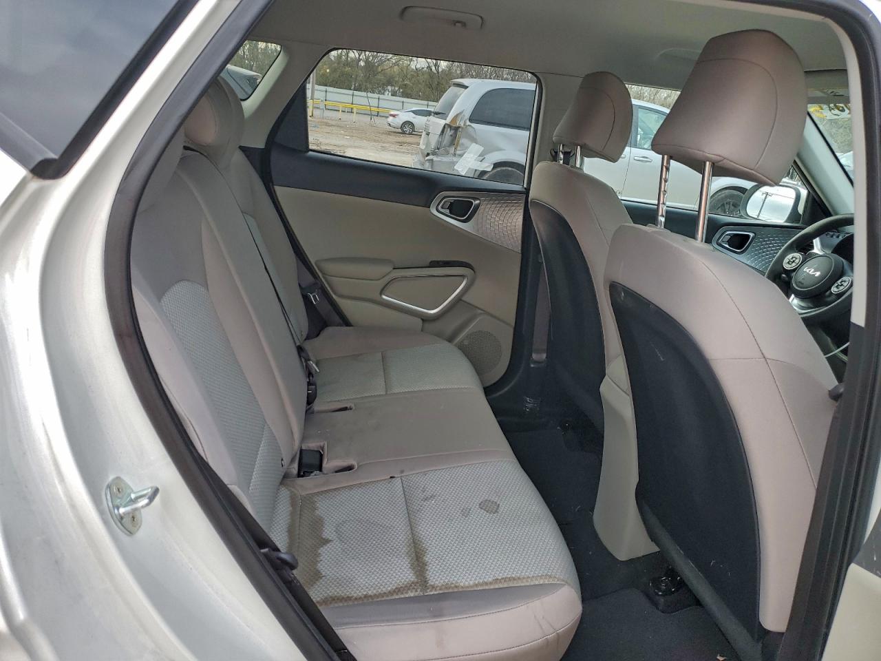 2022 Kia Soul Lx VIN: KNDJ23AU0N7813631 Lot: 94494255