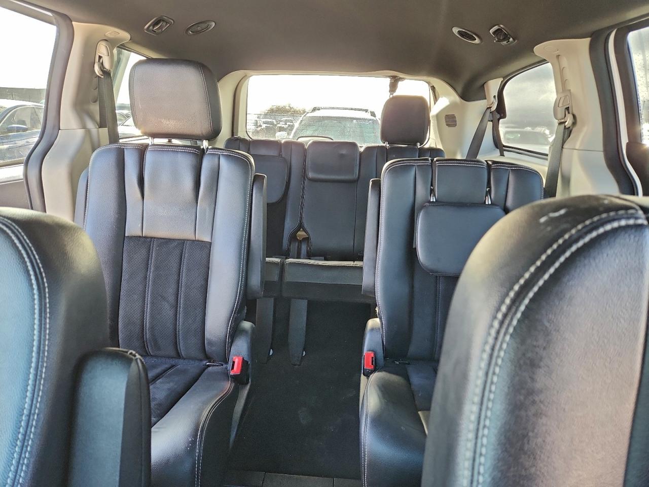 2018 Dodge Grand Caravan Sxt VIN: 2C4RDGCG2JR222530 Lot: 93673485