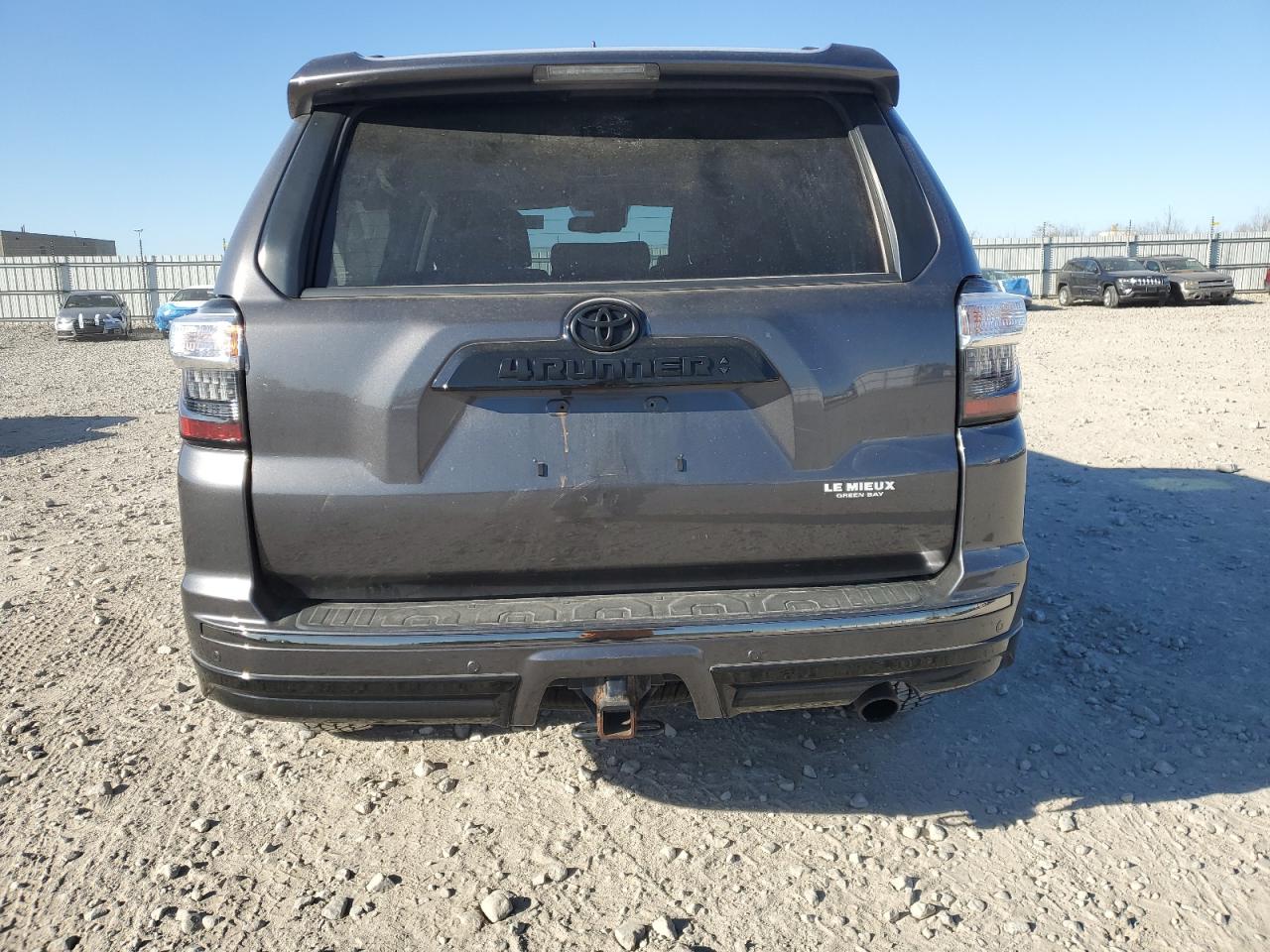 2020 Toyota 4Runner Sr5/Sr5 Premium VIN: JTEBU5JR9L5763855 Lot: 92118065