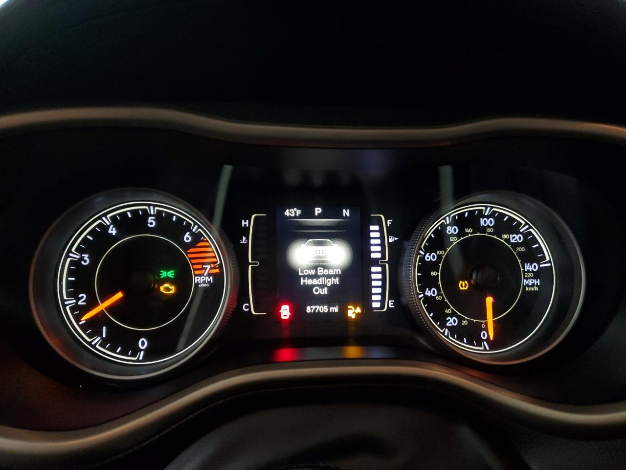 2016 Jeep Cherokee Latitude VIN: 1C4PJLCB6GW370094 Lot: 93399865