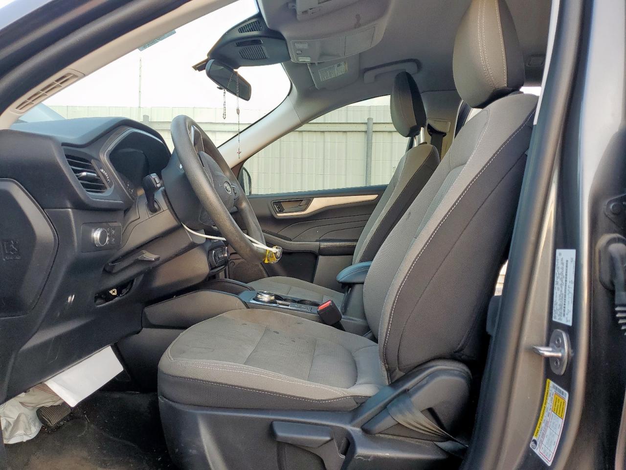 2022 Ford Escape S VIN: 1FMCU0F66NUA98606 Lot: 93399675