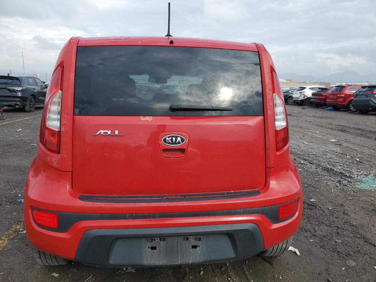 2012 Kia Soul + VIN: KNDJT2A69C7466449 Lot: 93335895