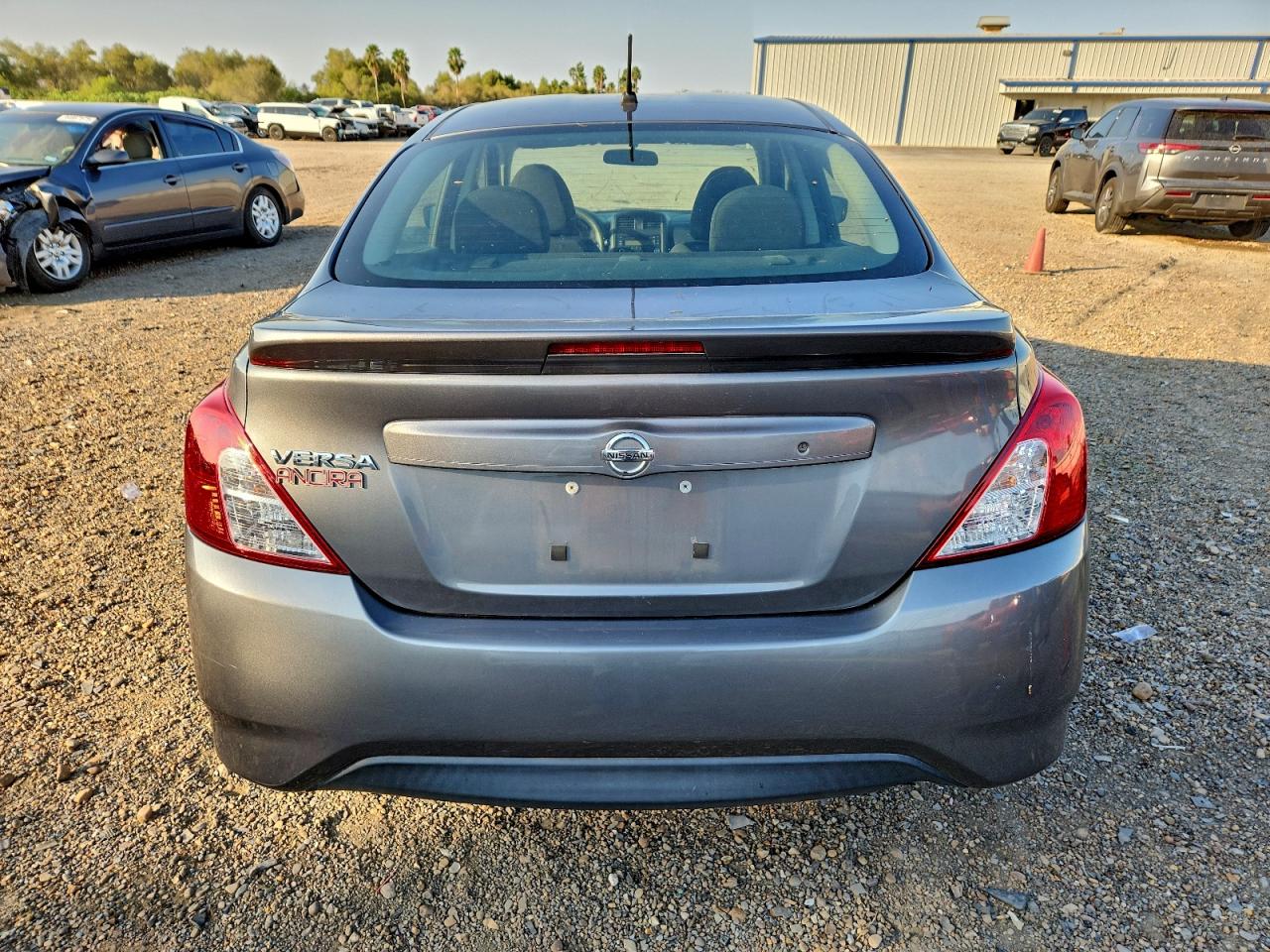 2018 Nissan Versa S VIN: 3N1CN7APXJL828163 Lot: 94146885