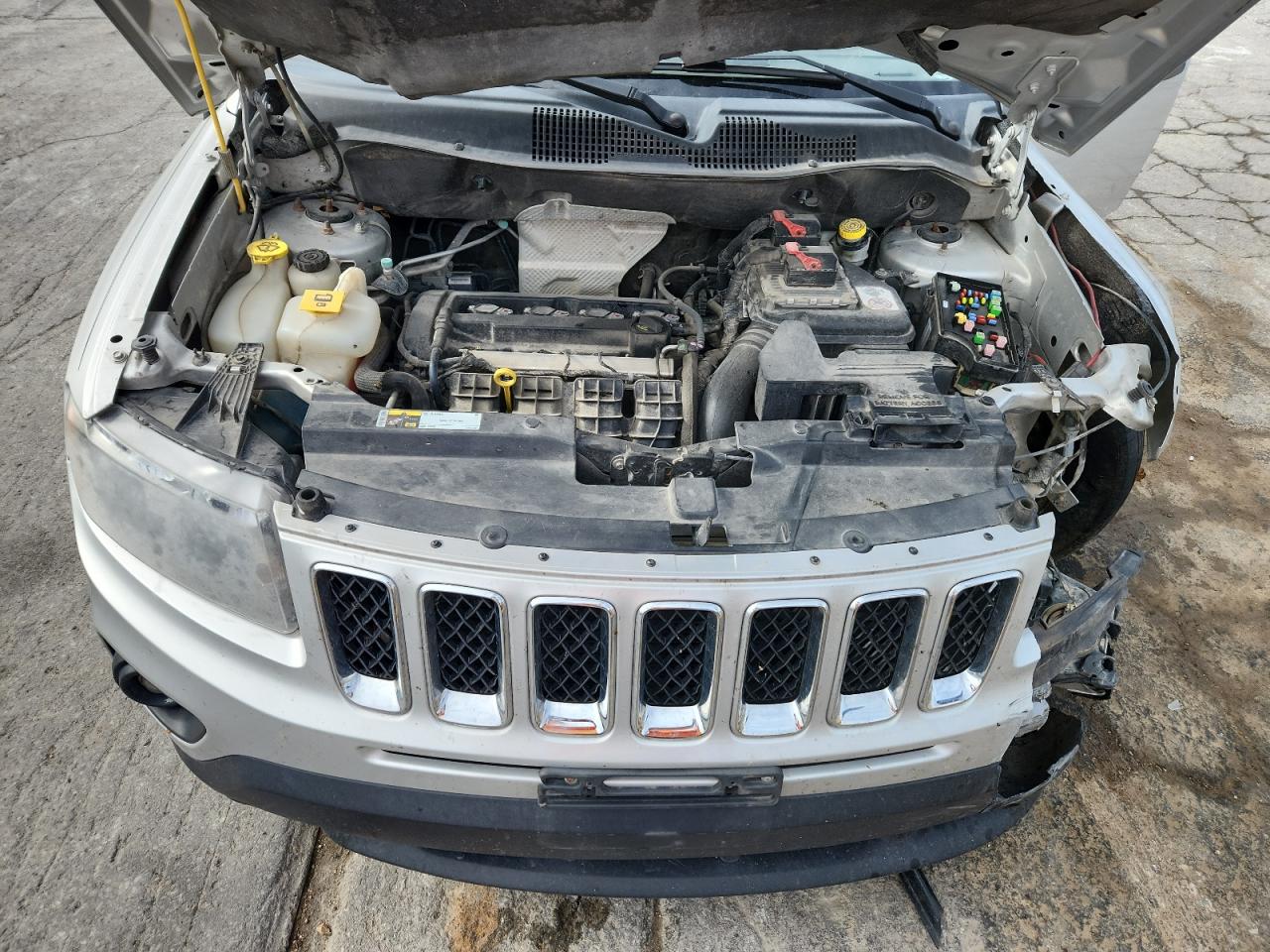 2014 Jeep Compass Sport VIN: 1C4NJCBA2ED536331 Lot: 92803125