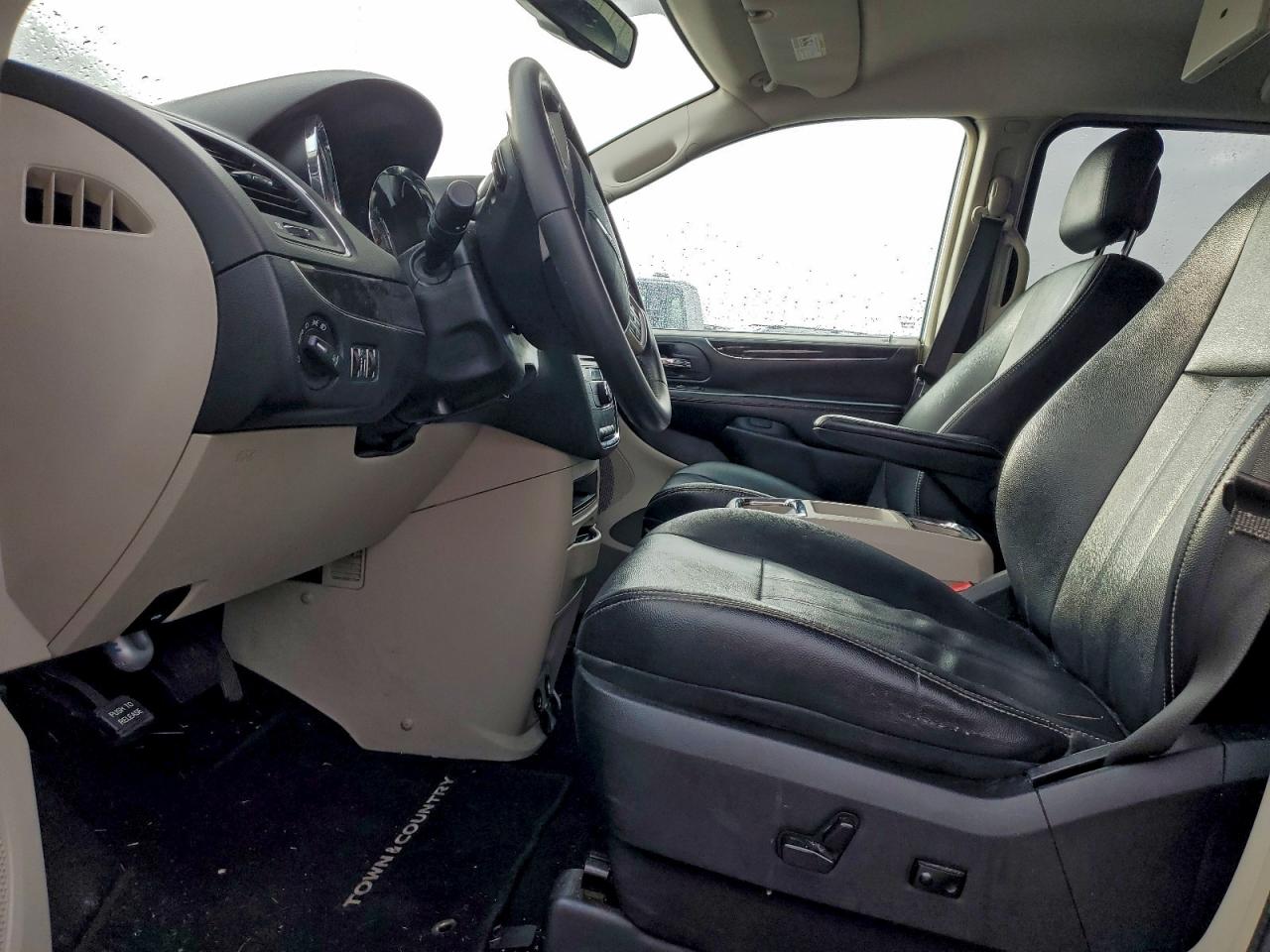 2016 Chrysler Town & Country Touring VIN: 2C4RC1BG3GR280091 Lot: 93442415