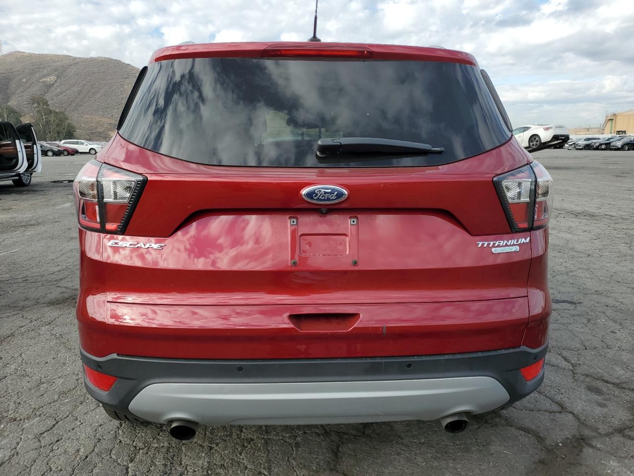 2017 Ford Escape Titanium VIN: 1FMCU0J92HUB16072 Lot: 92486235
