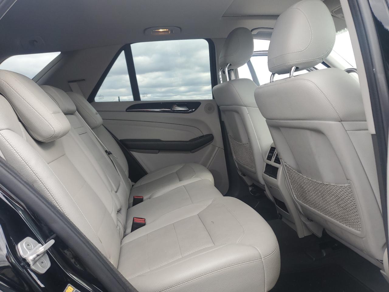 2015 Mercedes-Benz Ml 350 VIN: 4JGDA5JB2FA519433 Lot: 92929925