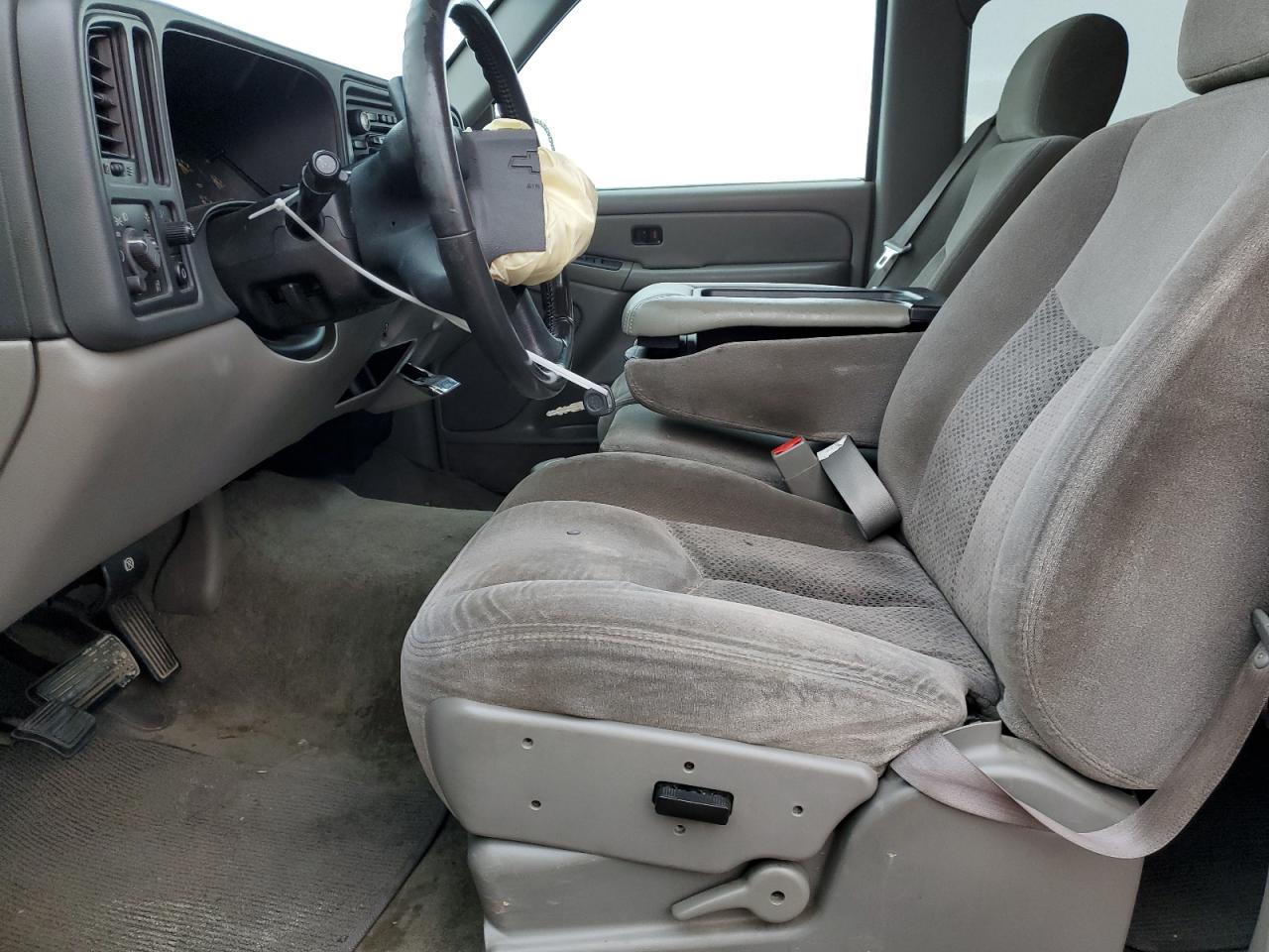 2004 Chevrolet Tahoe C1500 VIN: 1GNEC13T04J162615 Lot: 92864035