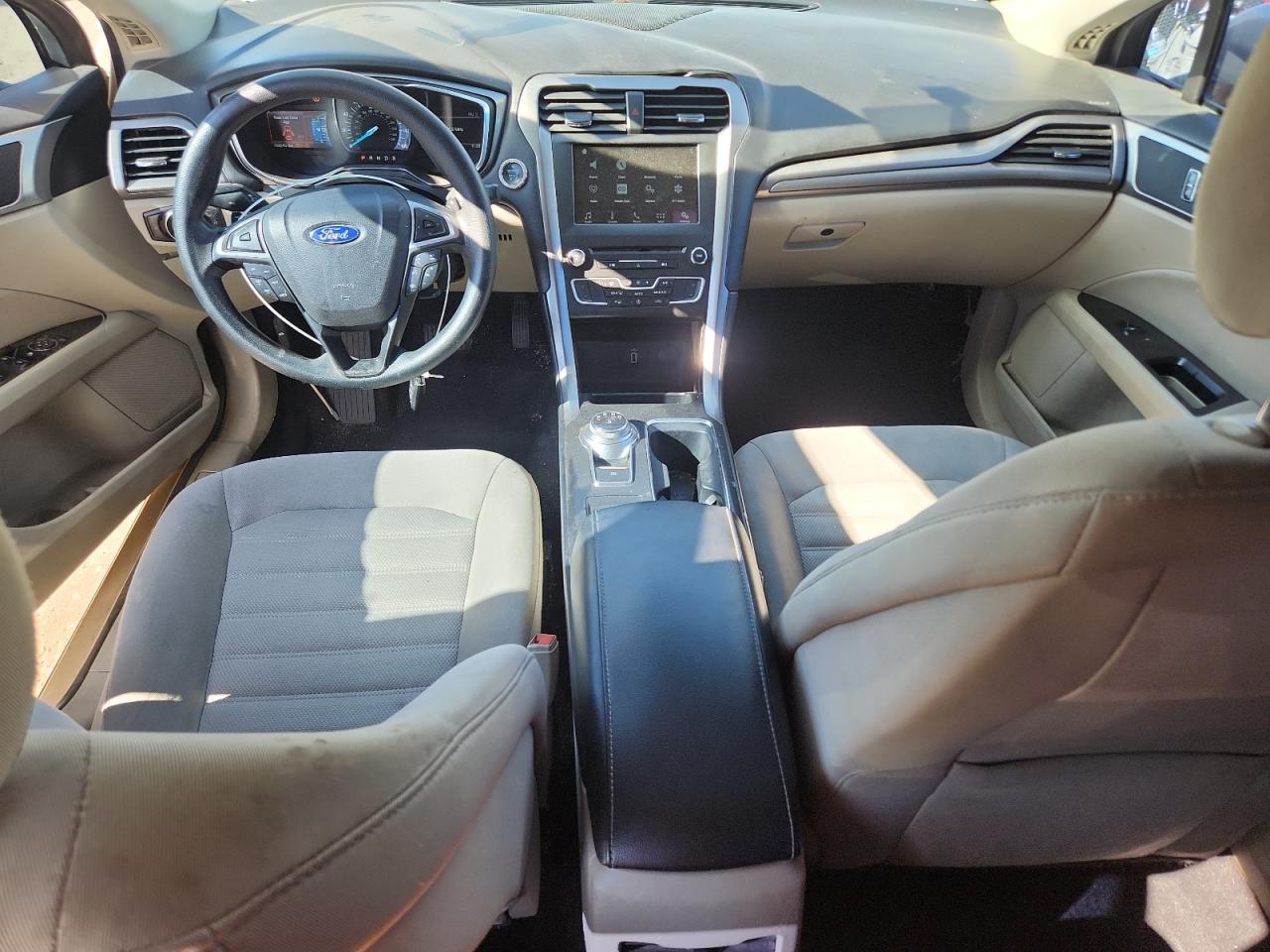 2017 Ford Fusion Se VIN: 3FA6P0HD0HR312558 Lot: 92329805