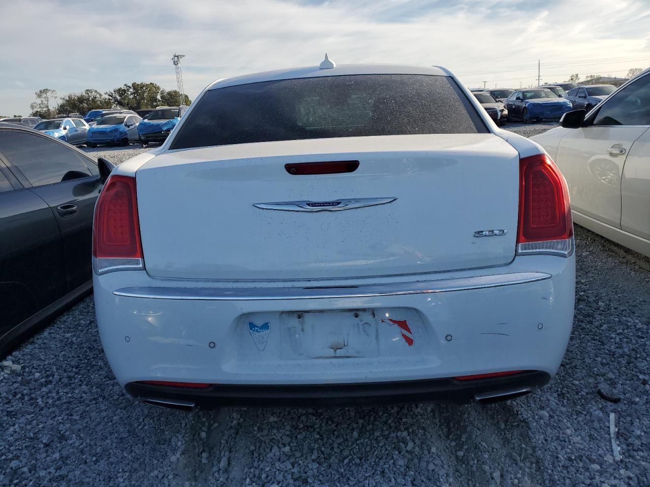 2018 Chrysler 300 Limited VIN: 2C3CCAEG5JH262095 Lot: 91873855