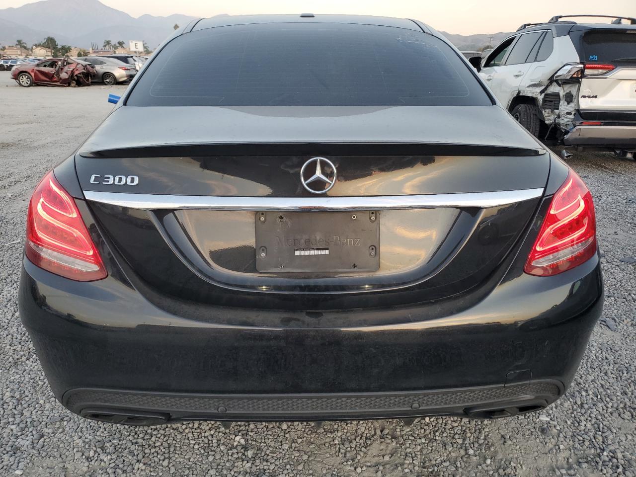 2018 Mercedes-Benz C 300 VIN: 55SWF4JB3JU266632 Lot: 91131465