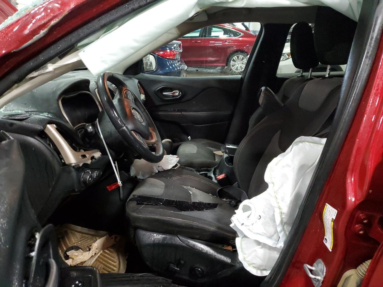 2014 Jeep Cherokee Latitude VIN: 1C4PJMCS3EW146347 Lot: 92122125