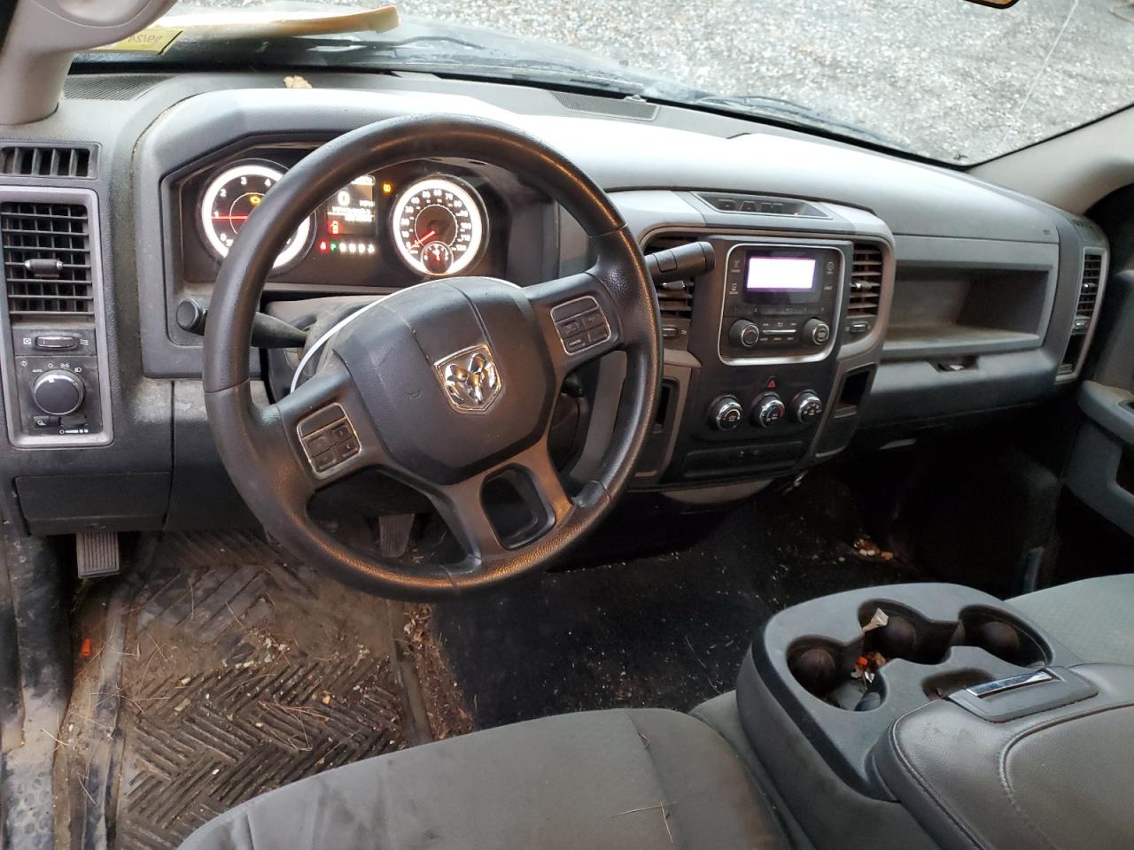 2015 Ram 1500 St VIN: 3C6JR6AT0FG522208 Lot: 91188585