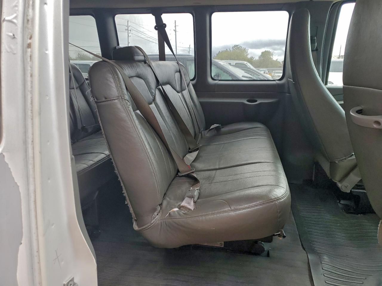 2010 GMC Savana G3500 Ls VIN: 1GJ2GZDG5A1180158 Lot: 91743295