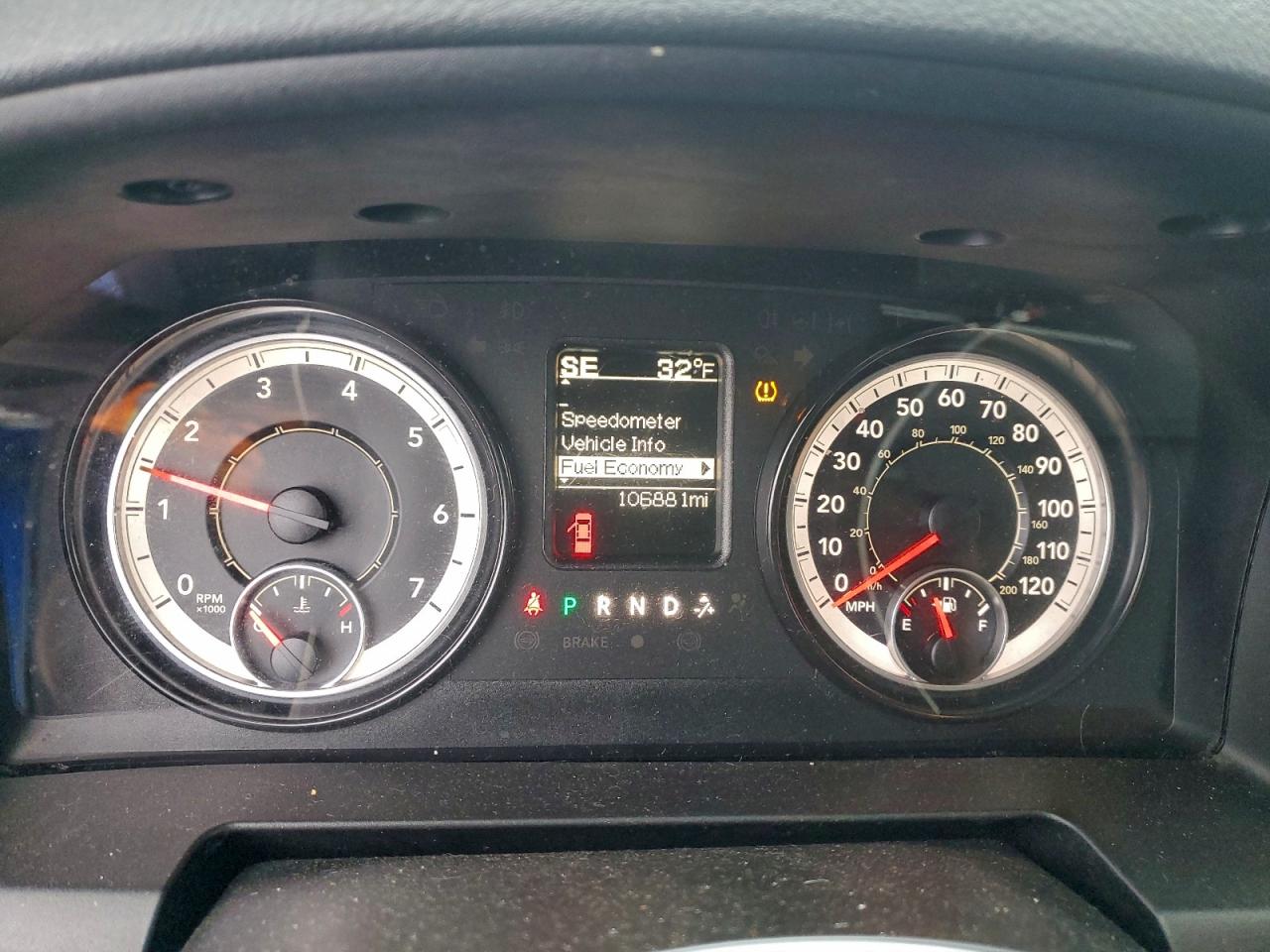 2017 Ram 1500 St VIN: 1C6RR7FG5HS757350 Lot: 92782705