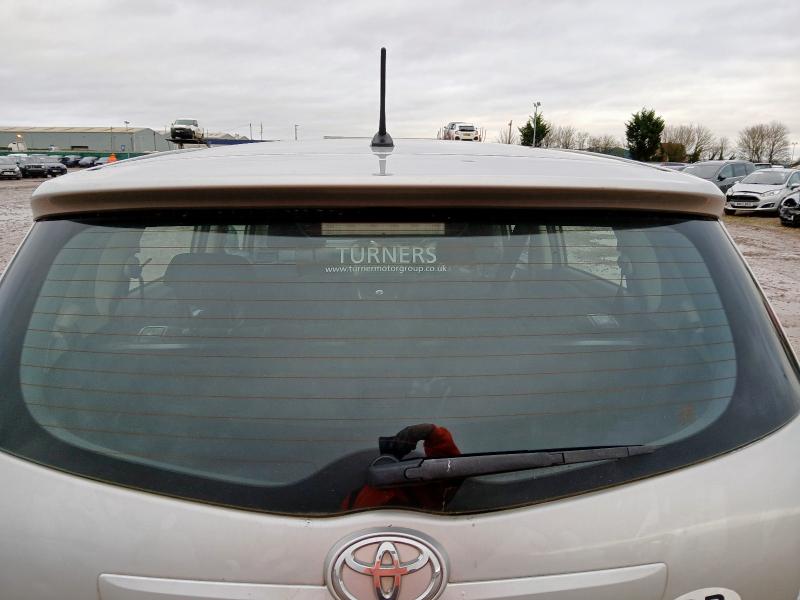 2010 TOYOTA VERSO 2.0 D-4D TR 5DR